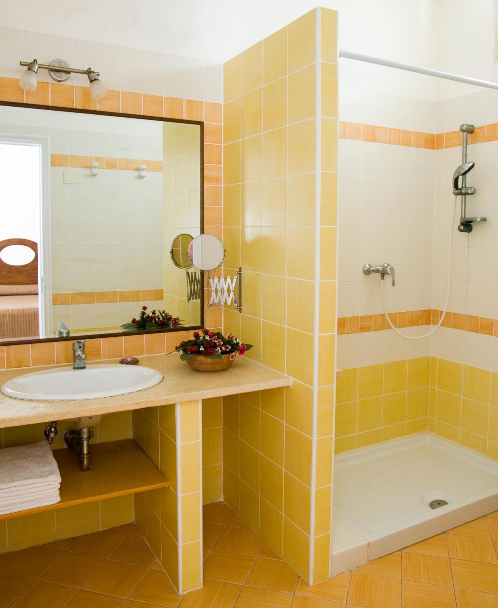Hotel Vistamare Alliste Habitación foto