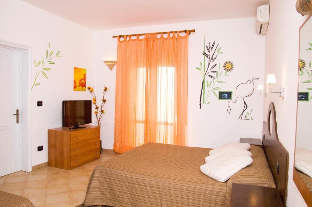 Hotel Vistamare Alliste Habitación foto
